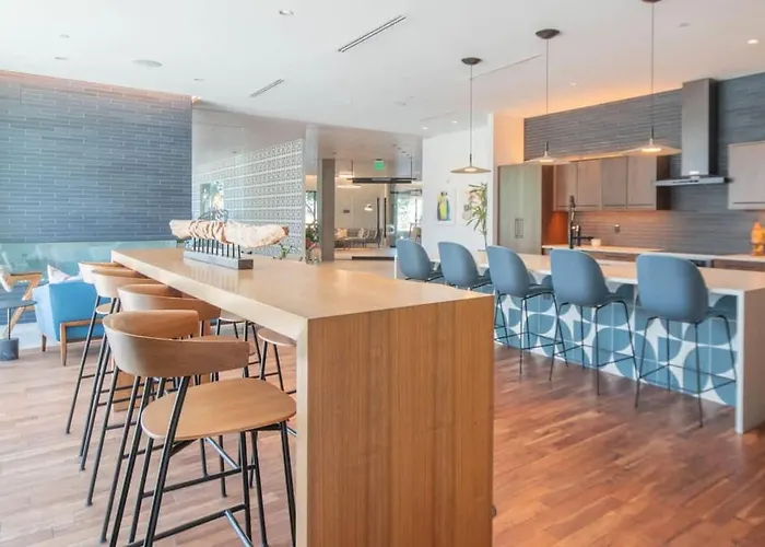 Apartment Relaxing 1bd - Pool, Gym, Parking, W-d - Sleeps 4 Tempe
